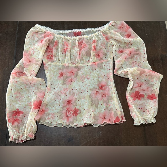 Tops - Floral sheer lace trimmed Off-Shoulder Women Top no tags please see pics